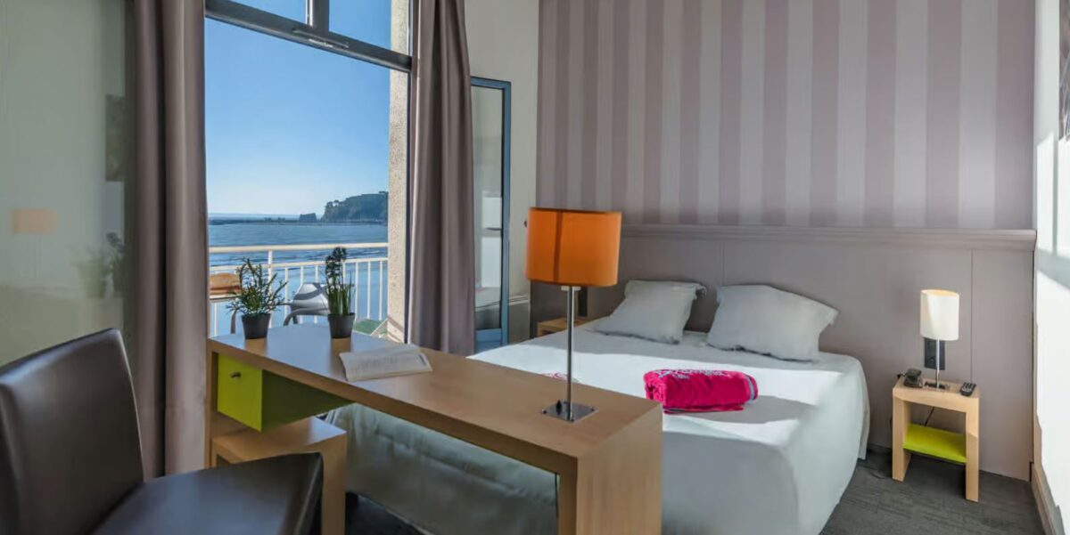 Luxe, calme et pieds dans l&rsquo;eau