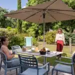 Terrasse du bungallow pour séjour adapté la palmyre