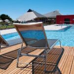 Détente au bord de la mer