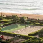 Comme un paquebot face à la mer