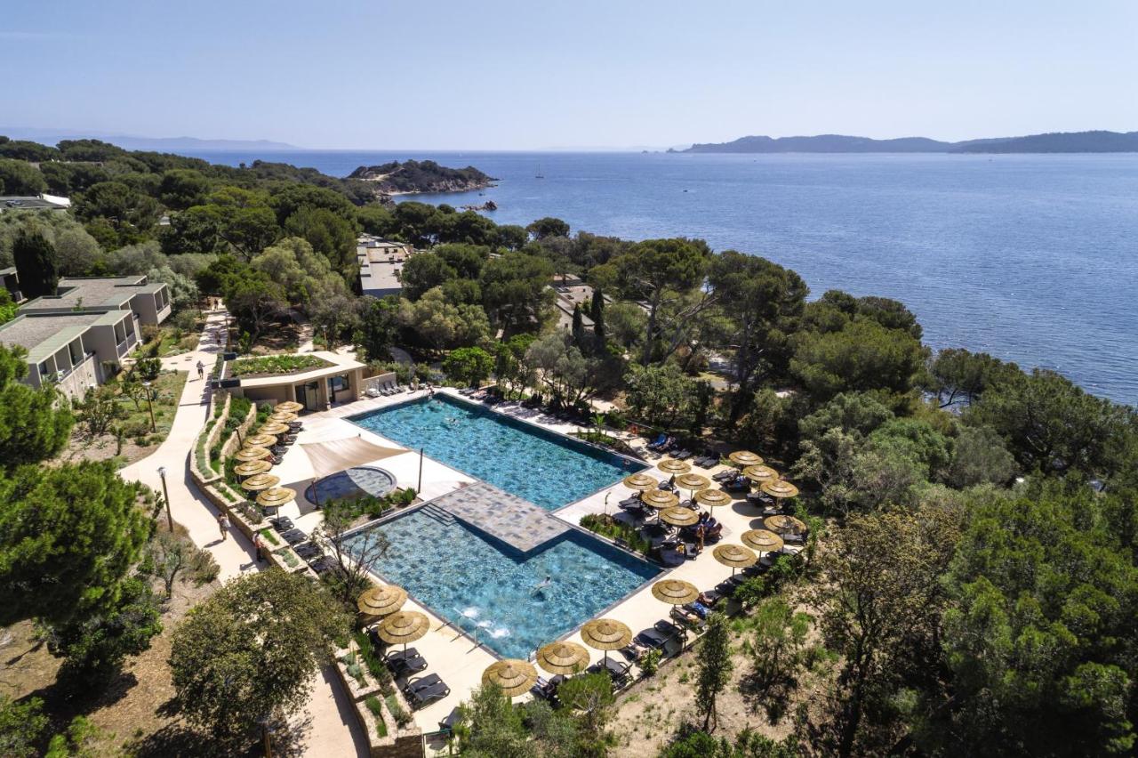 Eaux cristallines et flamands roses