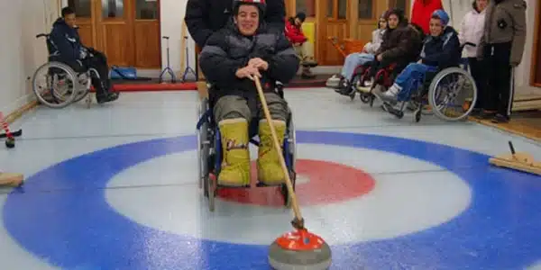 Activité de Curling adapté à Pralognan