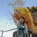Défilé de char pendant le sejour de repit fete du