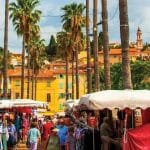 Marché artisanal pendant le sejour de repit fête du citron a Menton